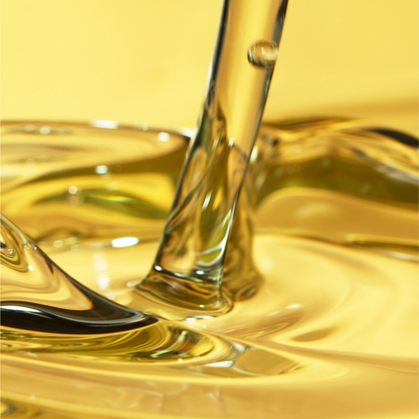 BRIGHT TURMERIC BODY OIL – HYPERPIGMENTATION, ACNE & DRY SKIN